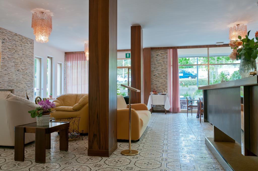 Albergo La Rosetta Chianciano Terme Exterior foto